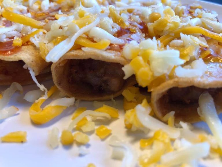 65864971 10156332166338015 2371861625830375424 n 2 768x576